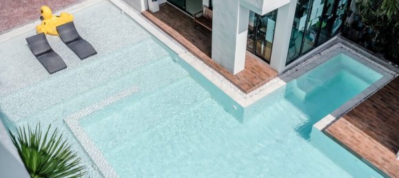 Studio in the Condo in Patong, Thailand No. 5835 5