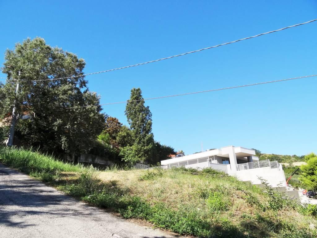 Terrain à Colonnella, Italy 800m² No. 64333