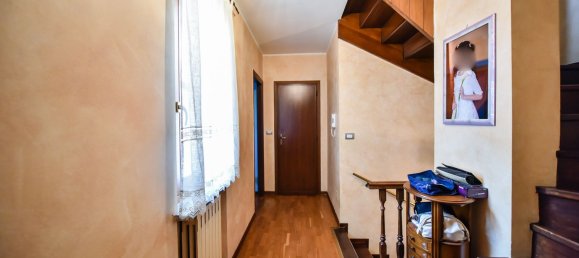 8 rooms House in Settimo Torinese, Italy No. 49729 18