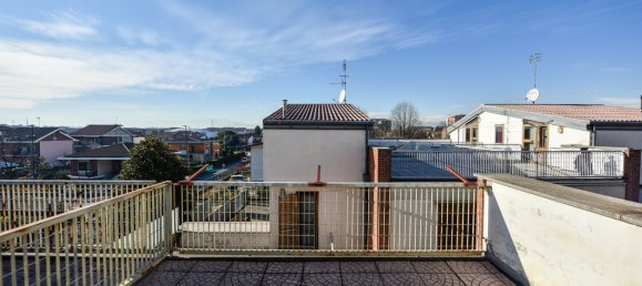 8 rooms House in Settimo Torinese, Italy No. 49729 47