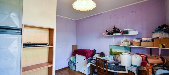 8 rooms House in Settimo Torinese, Italy No. 49729 27