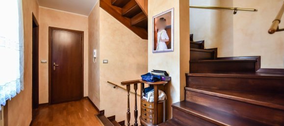 8 rooms House in Settimo Torinese, Italy No. 49729 19
