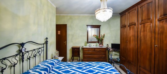 8 rooms House in Settimo Torinese, Italy No. 49729 7