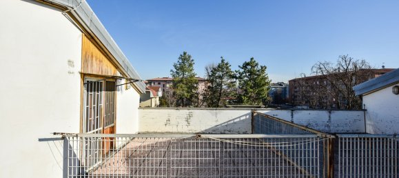 8 rooms House in Settimo Torinese, Italy No. 49729 50