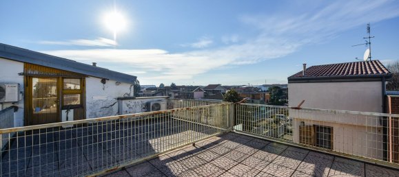 8 rooms House in Settimo Torinese, Italy No. 49729 46