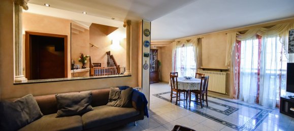 8 rooms House in Settimo Torinese, Italy No. 49729 16