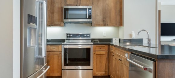 2 bedrooms Cafe / restaurant in Avon, USA No. 84 10