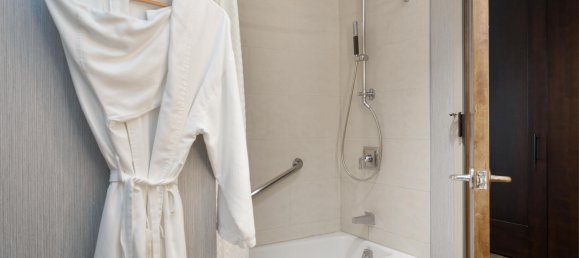 2 bedrooms Cafe / restaurant in Avon, USA No. 84 30