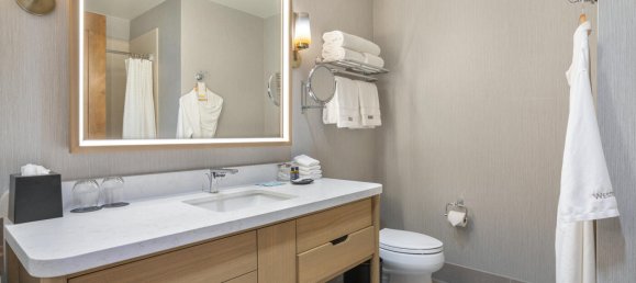 2 bedrooms Cafe / restaurant in Avon, USA No. 84 29