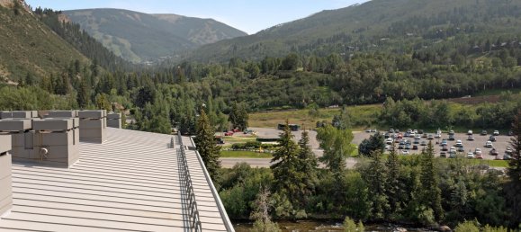 2 bedrooms Cafe / restaurant in Avon, USA No. 84 16