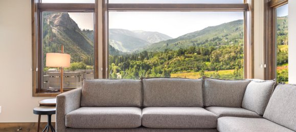 2 bedrooms Cafe / restaurant in Avon, USA No. 84 15