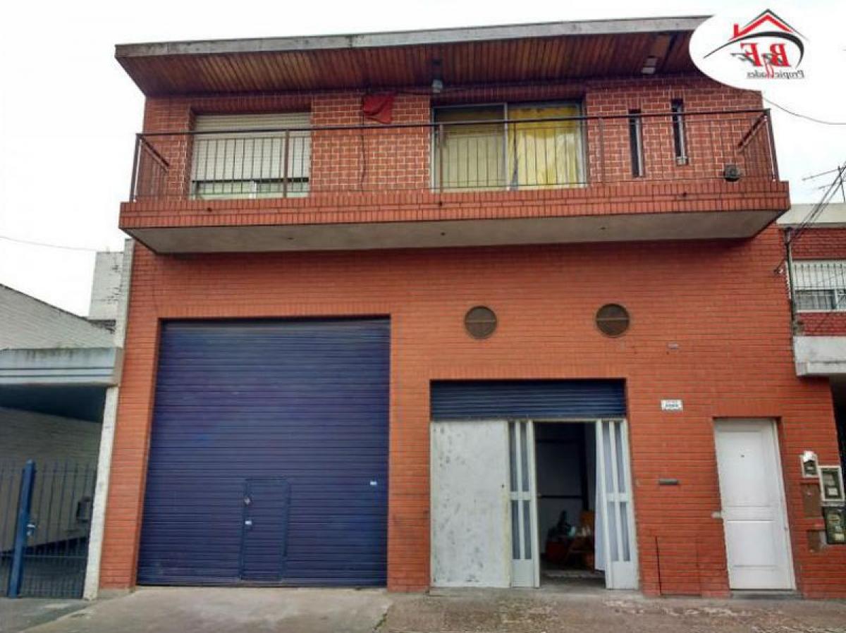 3 bedrooms House in General San Martin, Argentina No. 17284