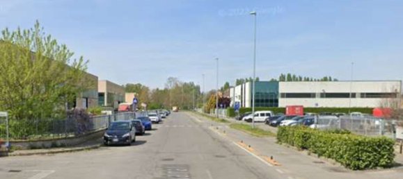 427m² Commercial property in Pantigliate, Italy No. 301634 10