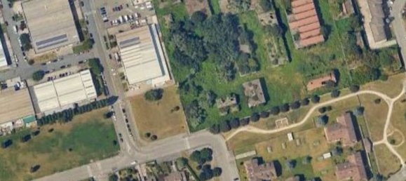 427m² Commercial property in Pantigliate, Italy No. 301634 13