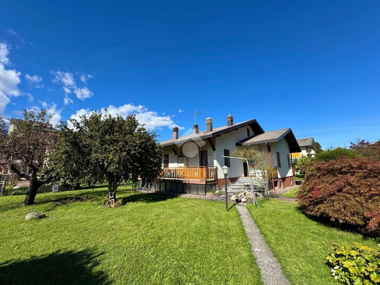 Вилла с 4 спальнями в Фельтре, Италия № 378938