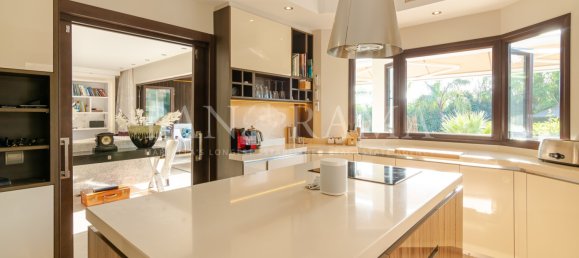 5 غرف نوم فيلا في Marbella, Spain رقم 121227 38