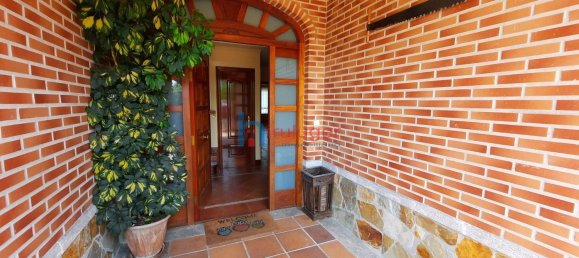 5 bedrooms House in Basque Autonomous Community, Spain No. 148939 2
