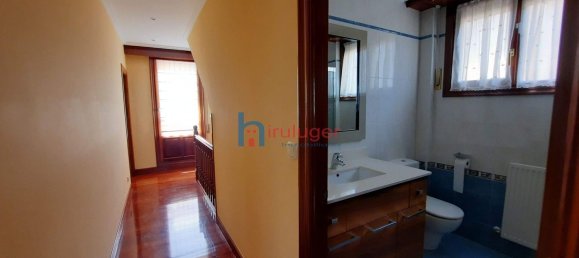 5 bedrooms House in Basque Autonomous Community, Spain No. 148939 68