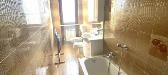 Вилла с 12 комнатами в Бальдиссеро д’Альба, Италия № 165678 32