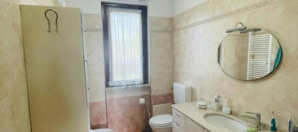 Вилла с 12 комнатами в Бальдиссеро д’Альба, Италия № 165678 2