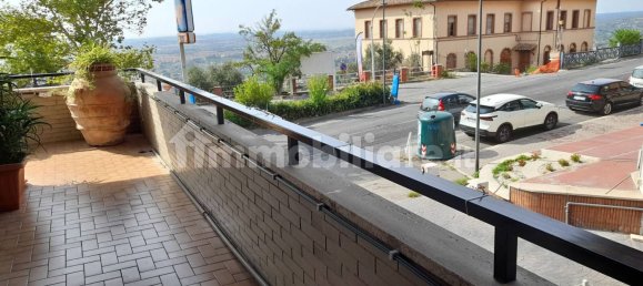 3 غرف نوم شقة في Tivoli, Italy رقم 175340 2