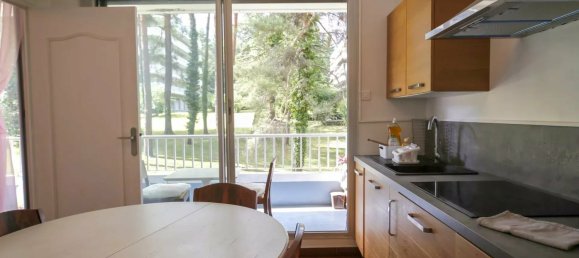 1 bedroom Apartment in Meylan, France No. 355461 4