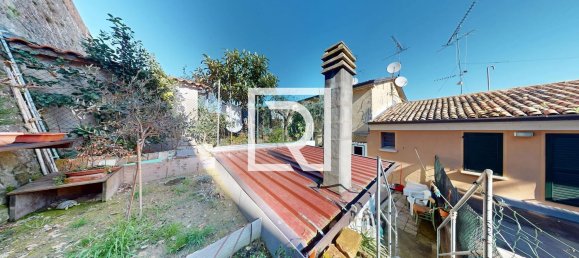 2 rooms Apartment in Roncofreddo, Italy No. 13551 12