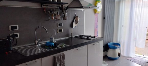 1 Schlafzimmer Haus in Carrara, Italy, Nr. 48094 10