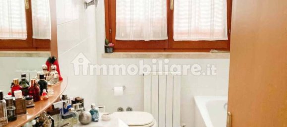 Квартира с 2 спальнями в Монтальчино, Италия № 216333 12