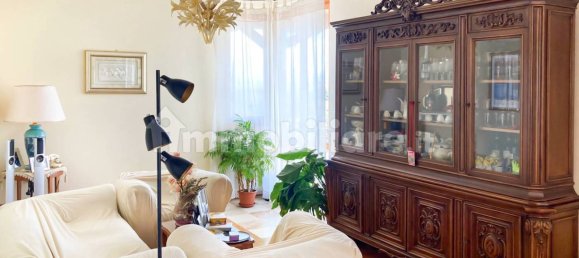 Квартира с 2 спальнями в Монтальчино, Италия № 216333 5