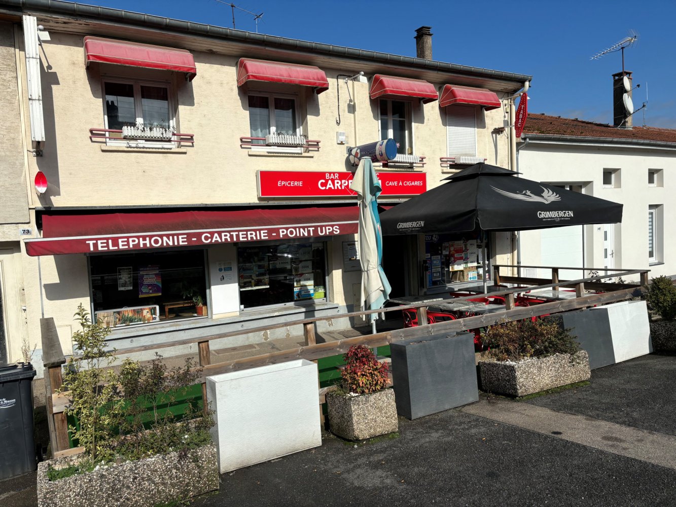 Propriété commerciale à Montauville, France 196m² No. 54044