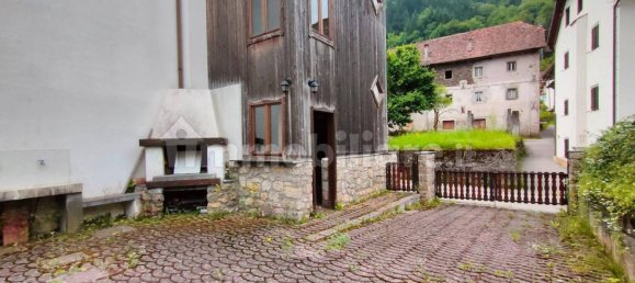 Apartamento de 2 dormitorios en Udine, Italy No. 310155 11