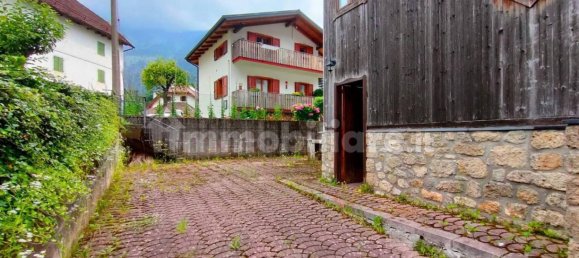 Apartamento de 2 dormitorios en Udine, Italy No. 310155 12