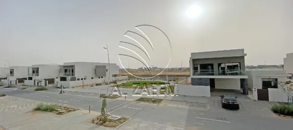 4 bedrooms Villa in Yas Island, UAE No. 109068 7