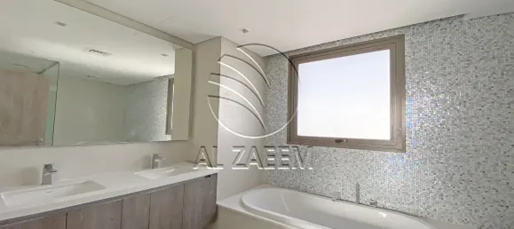 4 bedrooms Villa in Yas Island, UAE No. 109068 4