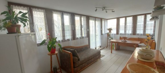 3 bedrooms House in Guernes, France No. 136229 6