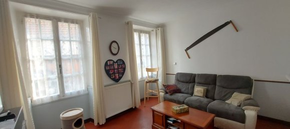 3 bedrooms House in Guernes, France No. 136229 4