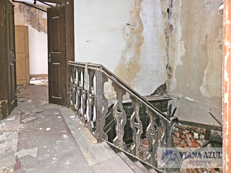 567m² Building in Viana do Castelo, Portugal No. 142991