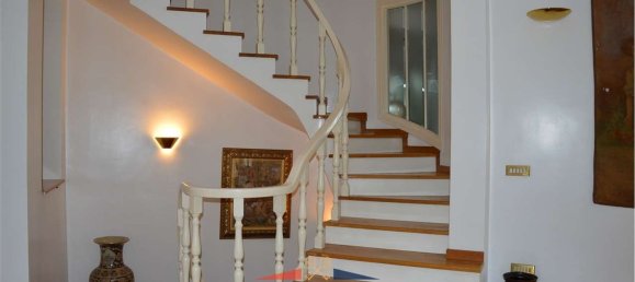 7-Zimmer Villa in Frascati, Italy, Nr. 78629 21