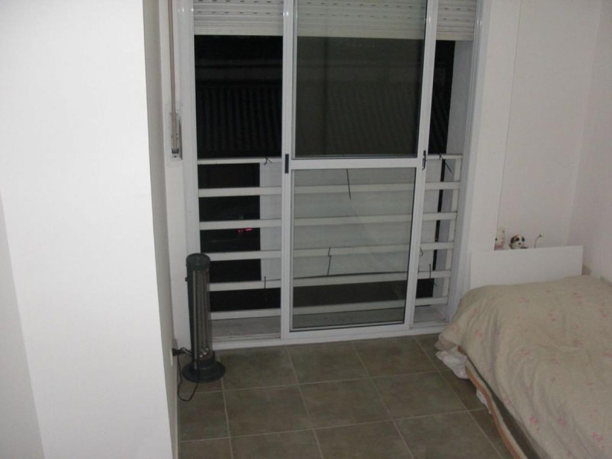 Studio in General San Martin, Argentina, Nr. 17498