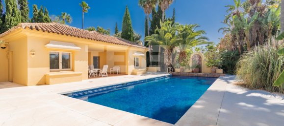5 bedrooms Villa in Cadiz, Spain No. 103971 14