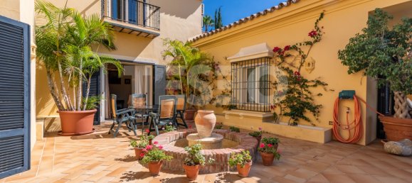 5 bedrooms Villa in Cadiz, Spain No. 103971 8