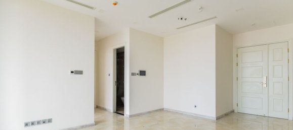 2 rooms Office in District 1, Vietnam No. 18116 6