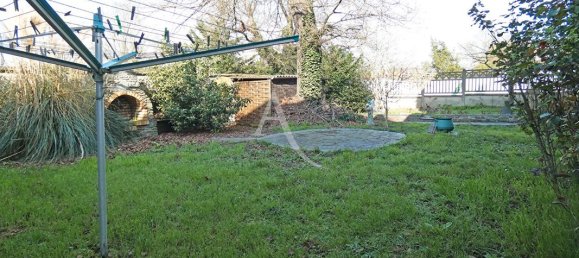 Casa de 4 dormitorios en Gagny, France No. 185523 12