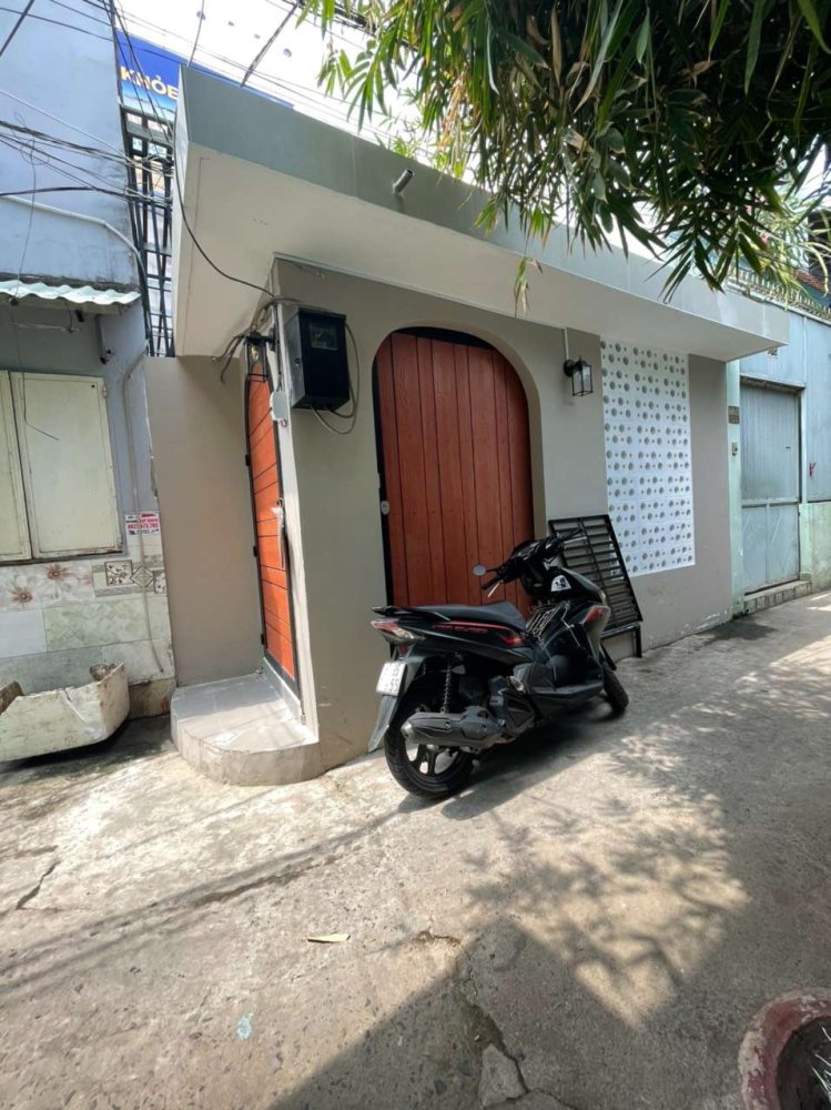 77.4m² Townhouse in District 7, Vietnam No. 9805