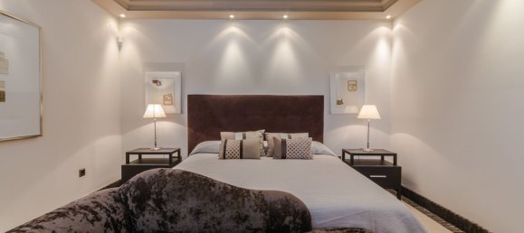 4 bedrooms Villa in Marbella, Spain No. 52948 74