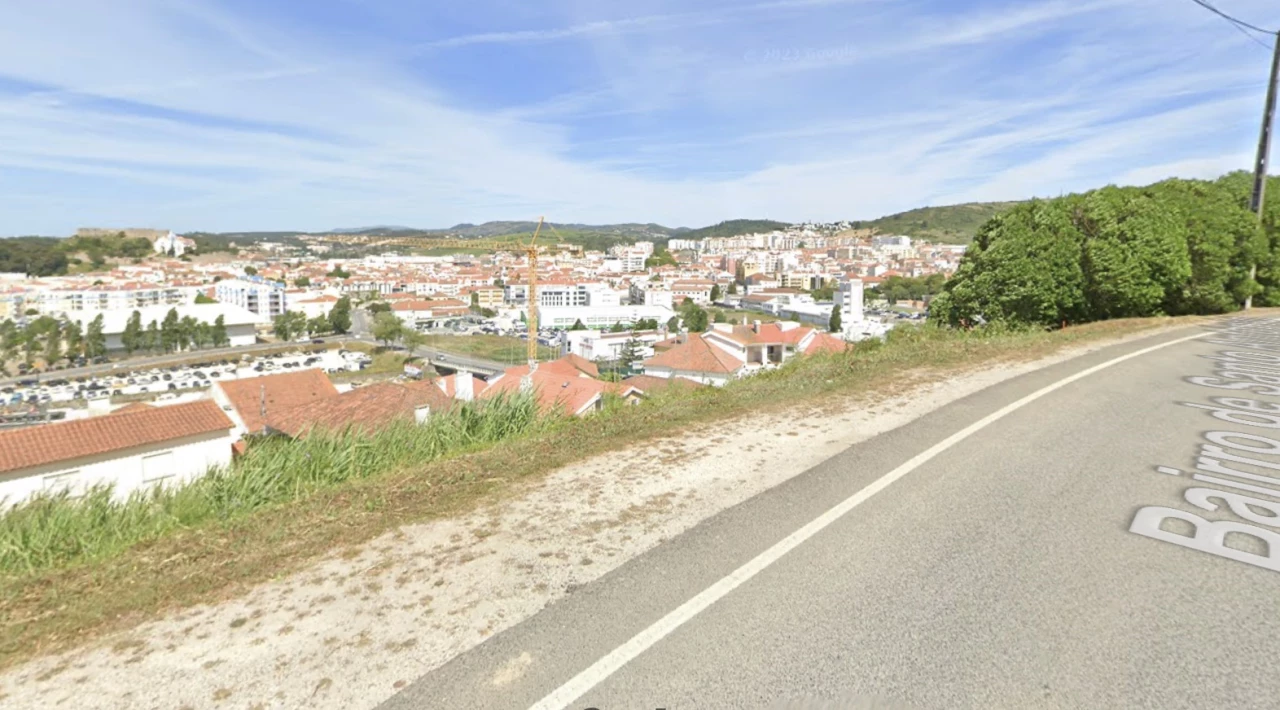 Grundstück in Torres Vedras, Portugal 166m², Nr. 75770