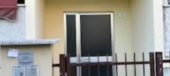 4 rooms Apartment in Cambiago, Italy No. 318519 8