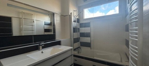 2 bedrooms Apartment in Nancy, France No. 39364 4