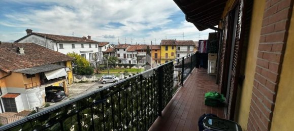 Apartamento de 3 dormitorios en Calcio, Italy No. 380830 5